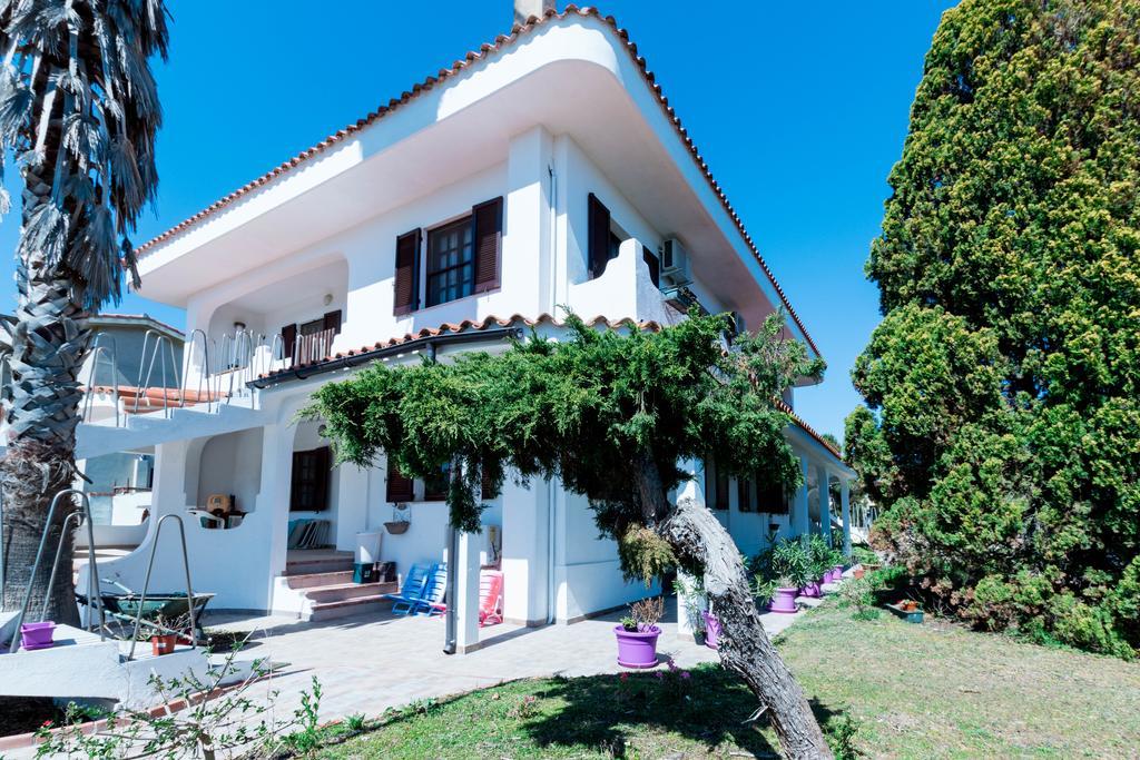 Spazioso Appartamento Al Mare Con Giardino T0520 Капотерра Экстерьер фото