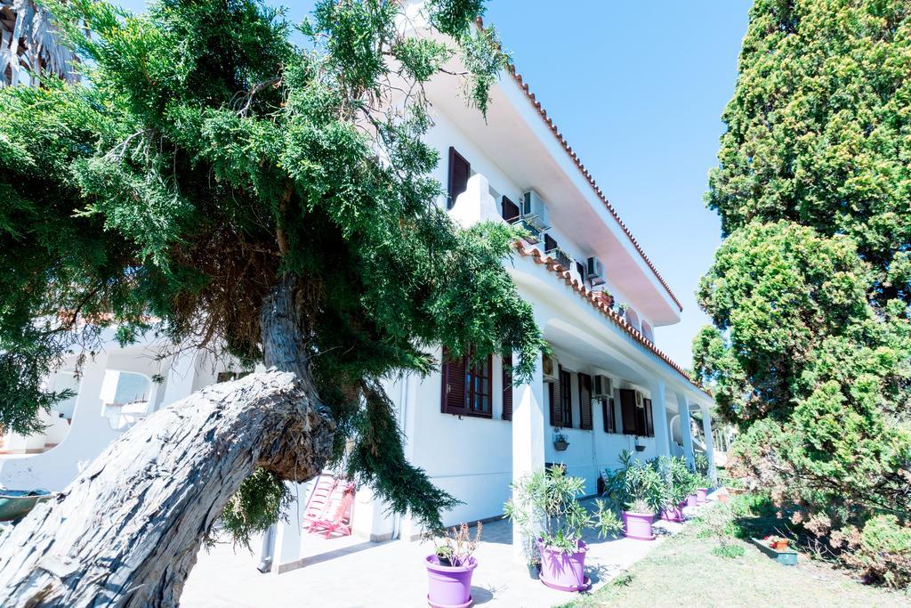 Spazioso Appartamento Al Mare Con Giardino T0520 Капотерра Экстерьер фото
