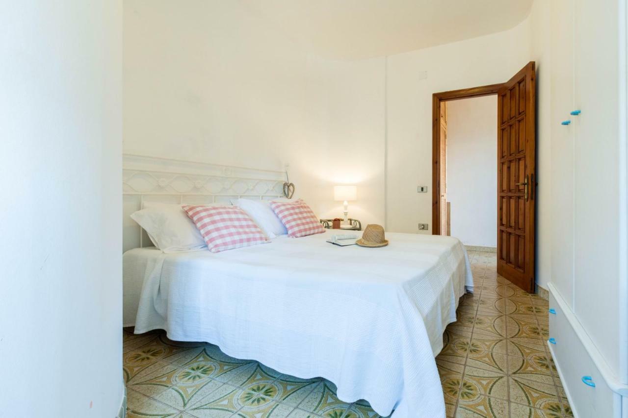 Spazioso Appartamento Al Mare Con Giardino T0520 Капотерра Экстерьер фото