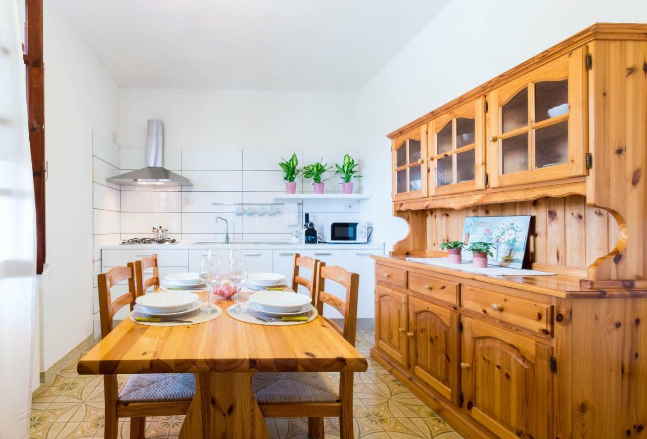 Spazioso Appartamento Al Mare Con Giardino T0520 Капотерра Экстерьер фото